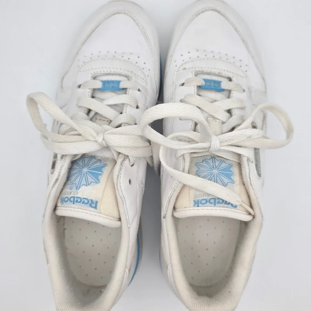 Vintage Reebok Classic Leather Sneakers Women 8.5 White 80s Style Retro Shoes